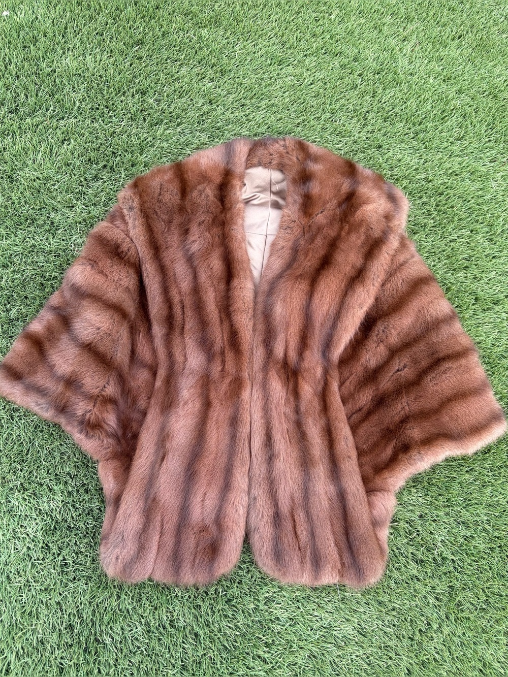 Soft Muskrat Fur Stole Great Shape Vintage Glamour Union Label Inside S-M